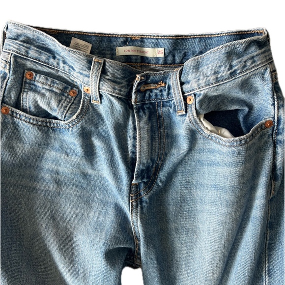 Levis Low Pro Straight Jeans Women’s 25 Relaxed Fit Blue Denim - Picture 2 of 8